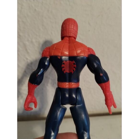 ULTIMATE SPIDER-MAN (Rhino Rampage Set Variant) Figure, Hasbro 2015 5 1/2 in. - Picture 3 of 7